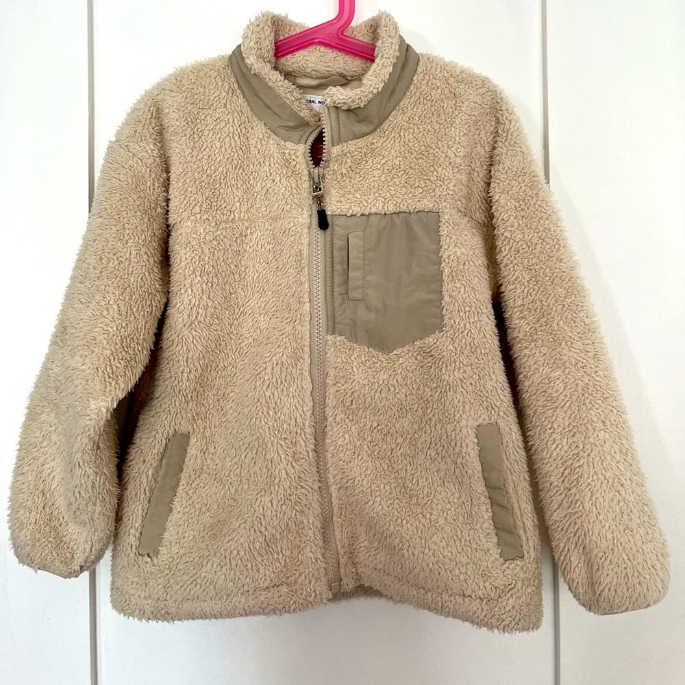 Hip kids fleece jacket from Japanese brand Global Work. Polyester.
